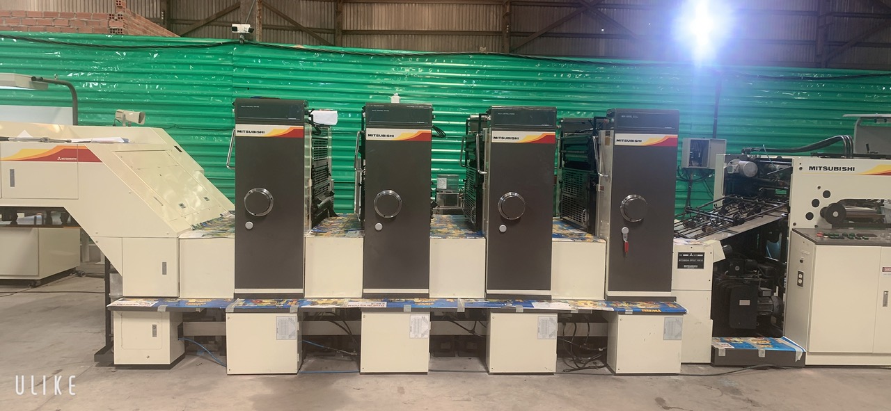 may-in-offset-to-roi-4-mau-mitsubishi-1f4 
