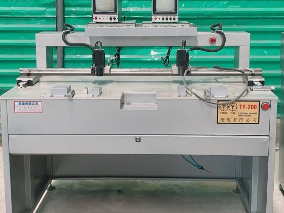 Bàn đục lỗ bản kẽm có camera TY-200