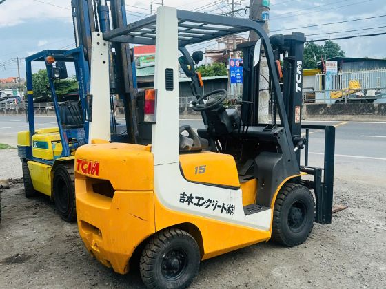 XE NÂNG HÀNG TCM 15
